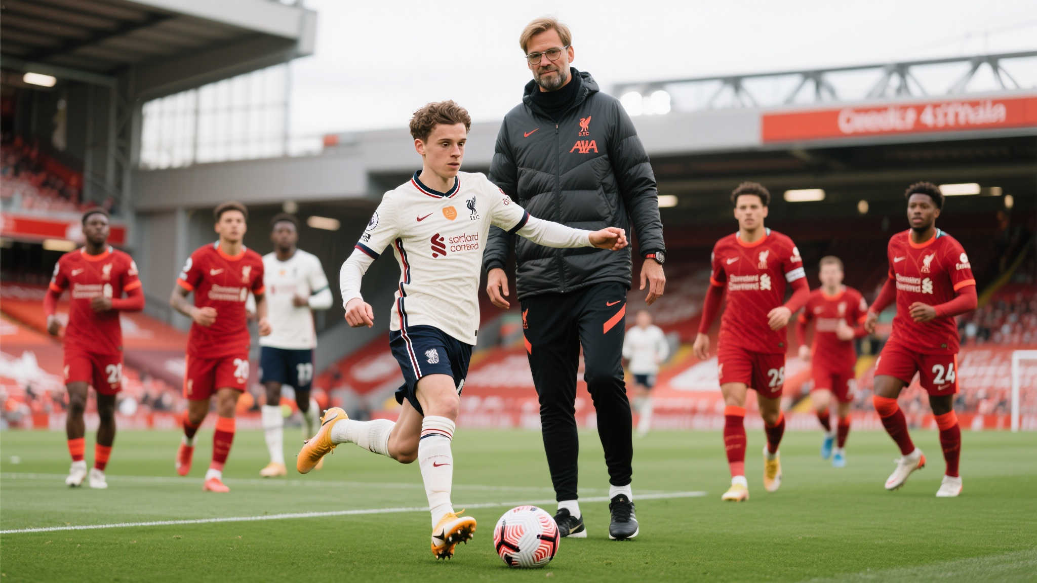 利物浦豪掷1.5亿欧抢维尔茨,英超格局再起波澜! 随着这位年轻巨星加入球队,很自然地联想到的是克洛普